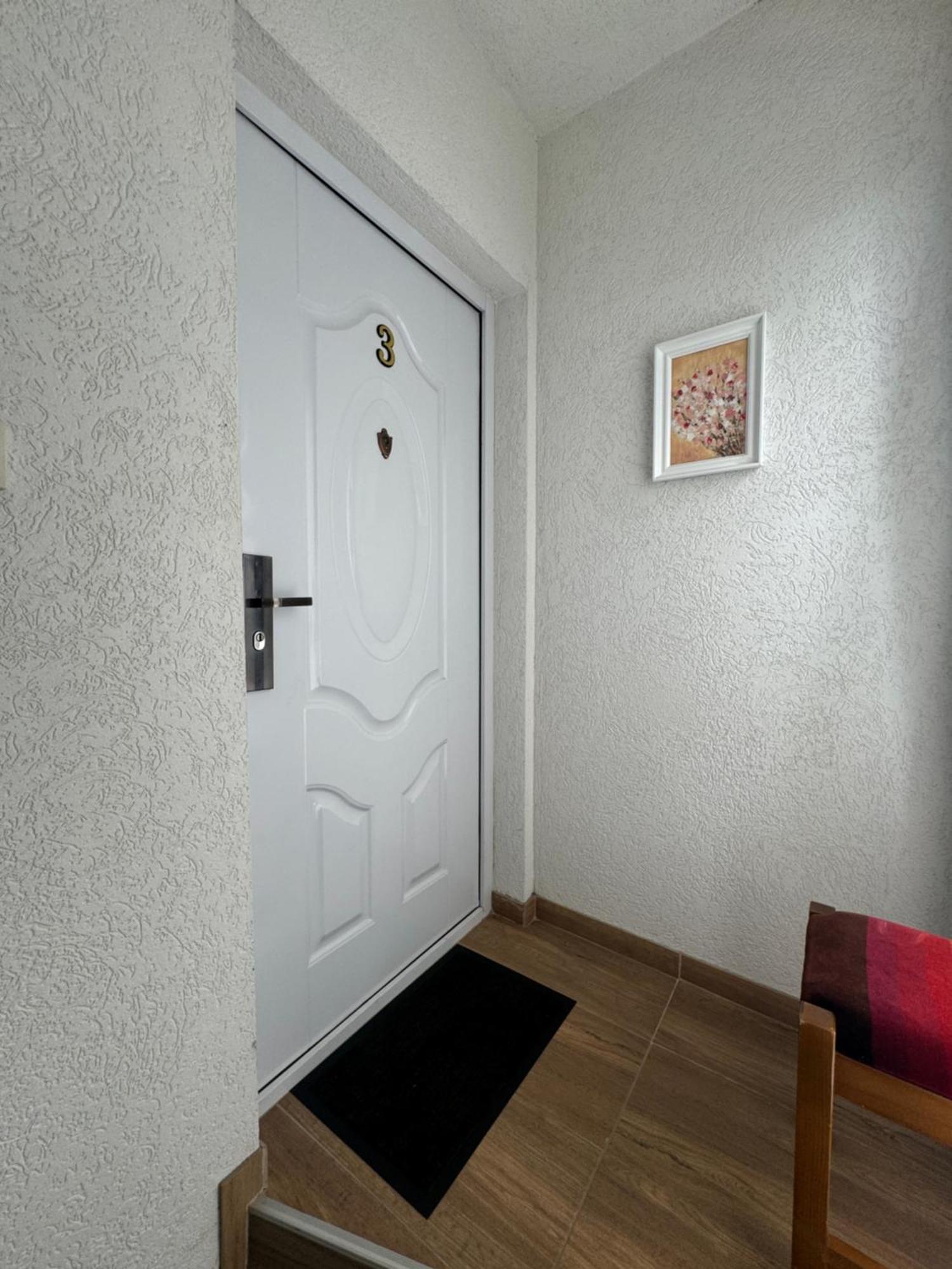 Apartmani 23 Novi Pazar Exterior foto